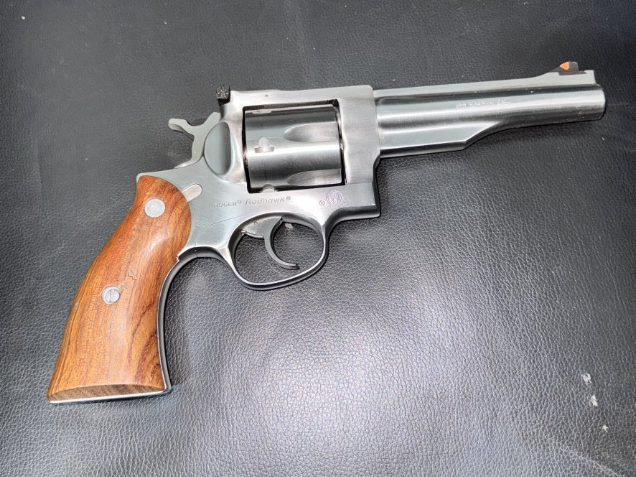 Revolver Ruger Redhawk .44 MAG